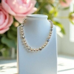 Elegant Pearl Necklace
